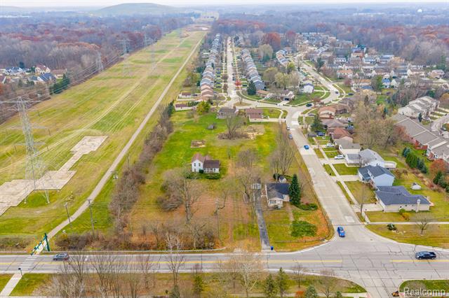 Builiding view sixty one for 42859 Palmer, Canton, MI. 48188