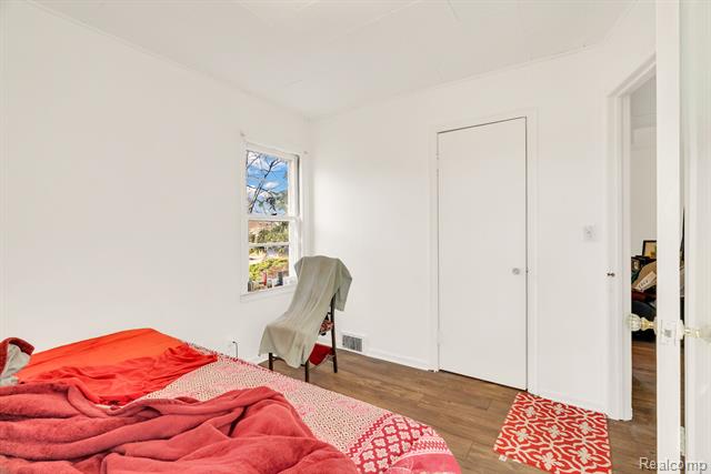 Builiding view twenty six for 42859 Palmer, Canton, MI. 48188