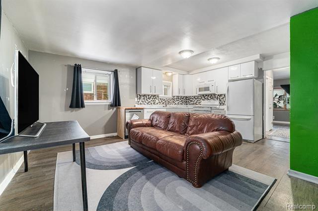 Builiding view seven for 2622 Boldt, Dearborn, MI. 48124