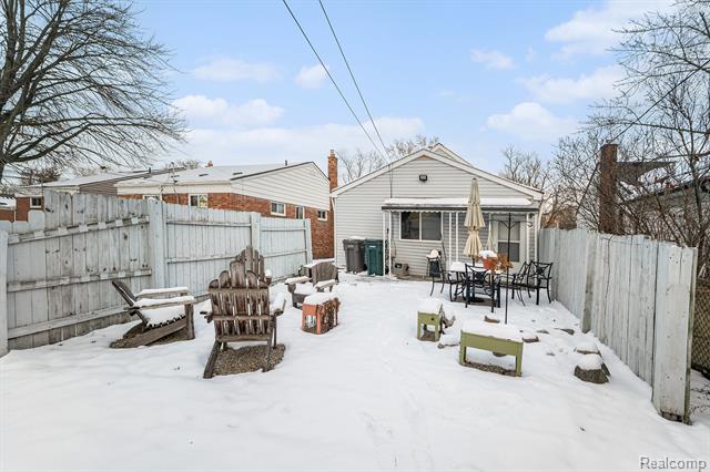 Builiding view thirteen for 2622 Boldt, Dearborn, MI. 48124