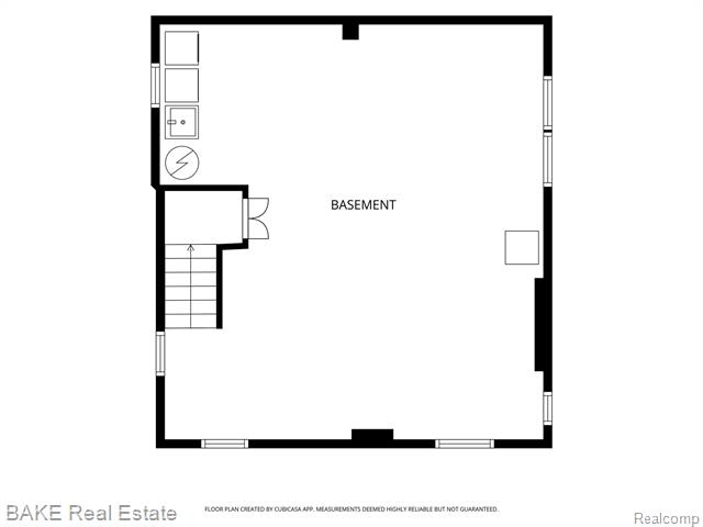 Builiding view forty six for 675 W Hazelhurst, Ferndale, MI. 48220