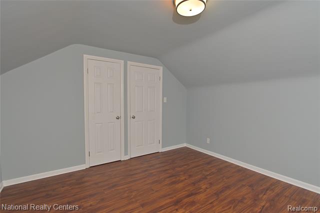 Builiding view forty five for 24815 Oxford, Dearborn, MI. 48124