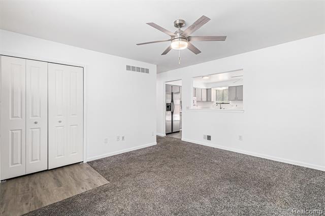 Builiding view four for 33670 Harvard, Westland, MI. 48186