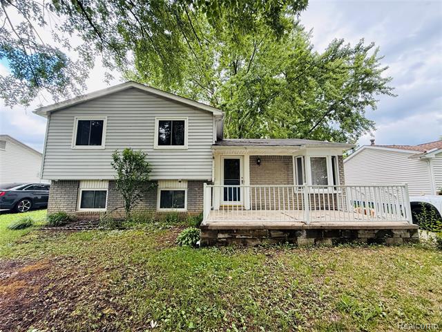 front view for 1501 Barchester, Westland, Mi. 48186