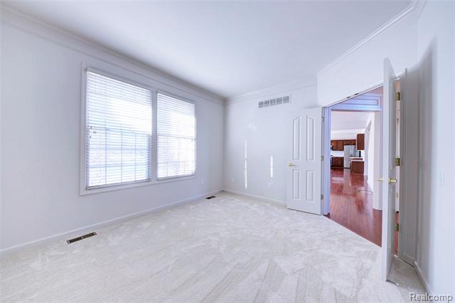 Builiding view eleven for 392 Lenox, Canton, MI. 48188