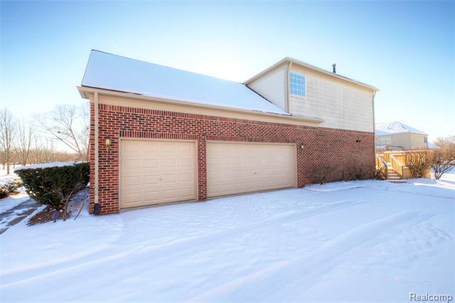 Builiding view one for 392 Lenox, Canton, MI. 48188