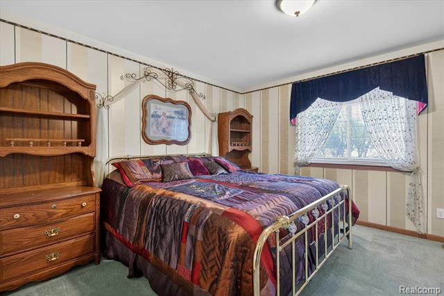 Builiding view eighteen for 1639 Tulip, Westland, MI. 48186