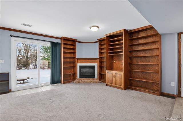 Builiding view thirty three for 1639 Tulip, Westland, MI. 48186