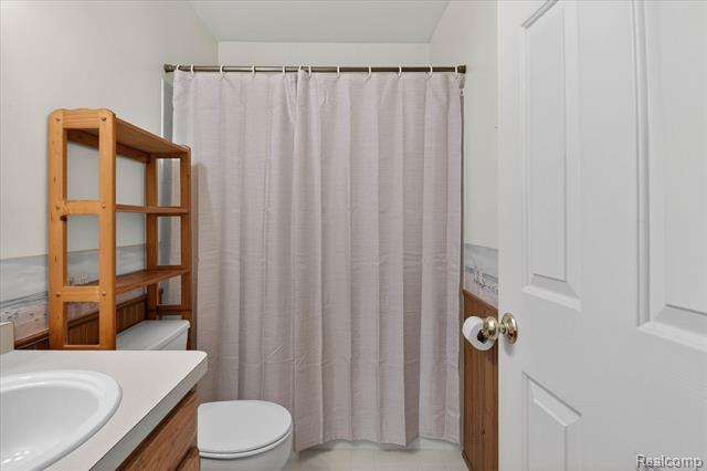 Builiding view twenty four for 1639 Tulip, Westland, MI. 48186