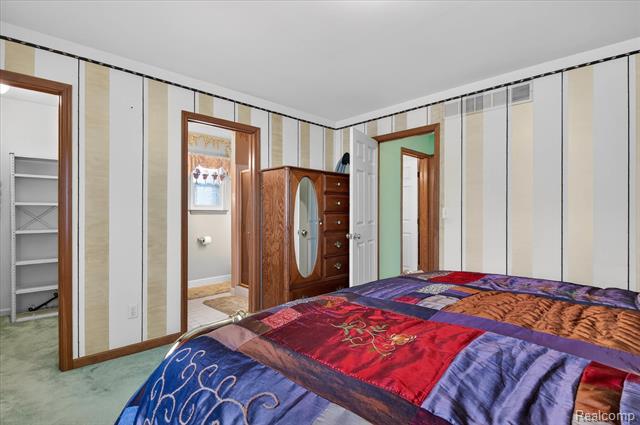 Builiding view twenty for 1639 Tulip, Westland, MI. 48186