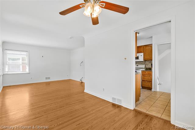 Builiding view seven for 23704 Harvard, Dearborn, MI. 48124