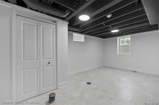 Builiding view forty two for 23021 Donaldson, Dearborn, MI. 48124