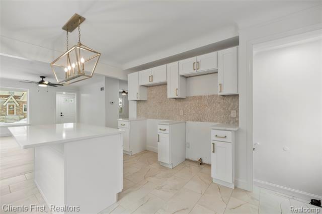 Builiding view sixteen for 23021 Donaldson, Dearborn, MI. 48124