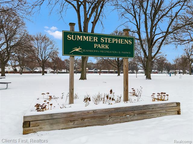 Builiding view sixty three for 23021 Donaldson, Dearborn, MI. 48124