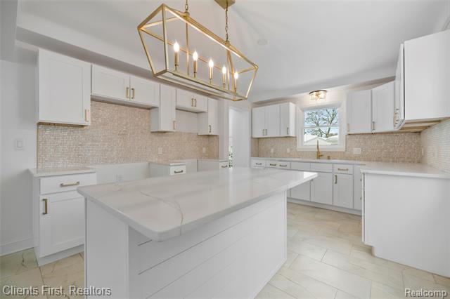 Builiding view thirteen for 23021 Donaldson, Dearborn, MI. 48124