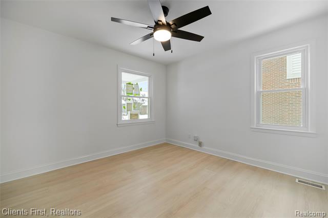 Builiding view twenty two for 23021 Donaldson, Dearborn, MI. 48124