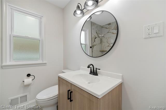 Builiding view twenty for 23021 Donaldson, Dearborn, MI. 48124