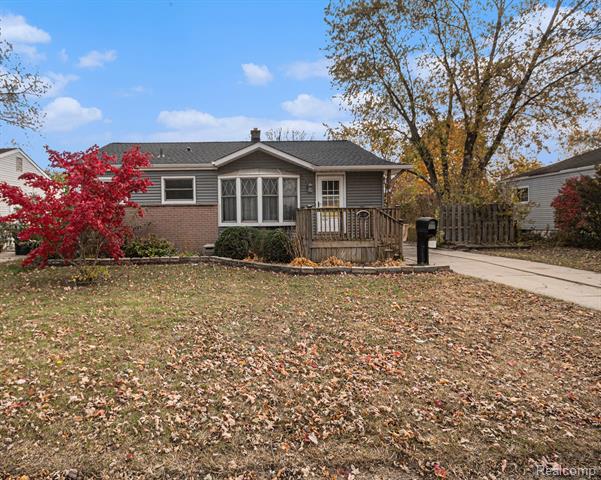 front view for 32205 Hazelwood, Westland, Mi. 48186