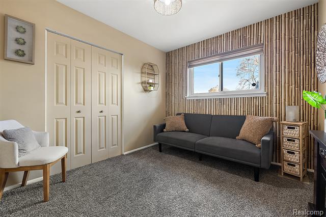 Builiding view fourteen for 1312 Berkshire, Westland, MI. 48186