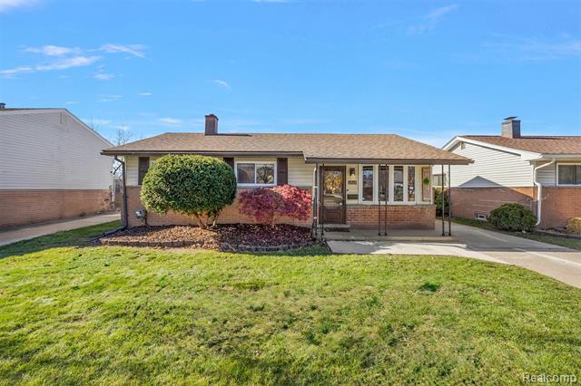 Builiding view one for 1312 Berkshire, Westland, MI. 48186