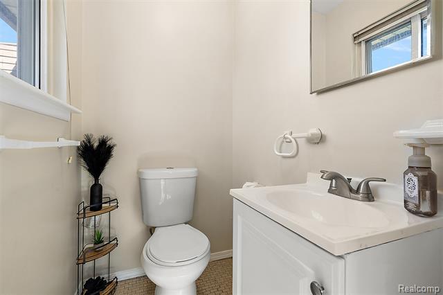 Builiding view thirteen for 1312 Berkshire, Westland, MI. 48186