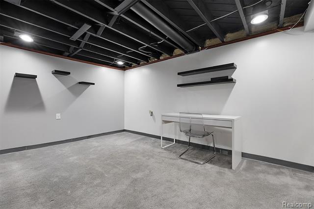 Builiding view twenty four for 1312 Berkshire, Westland, MI. 48186