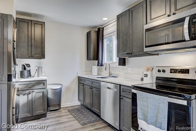 Builiding view eleven for 21900 Eastwood, Oak Park, MI. 48237