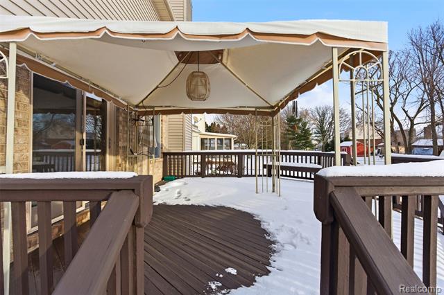 Builiding view thirty six for 40051 Finley, Canton, MI. 48188