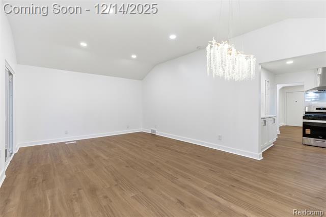 Builiding view ten for 25640 West Hills, Dearborn Heights, MI. 48125