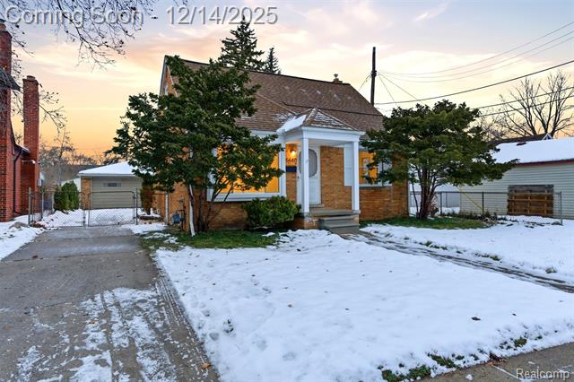 Builiding view two for 25640 West Hills, Dearborn Heights, MI. 48125