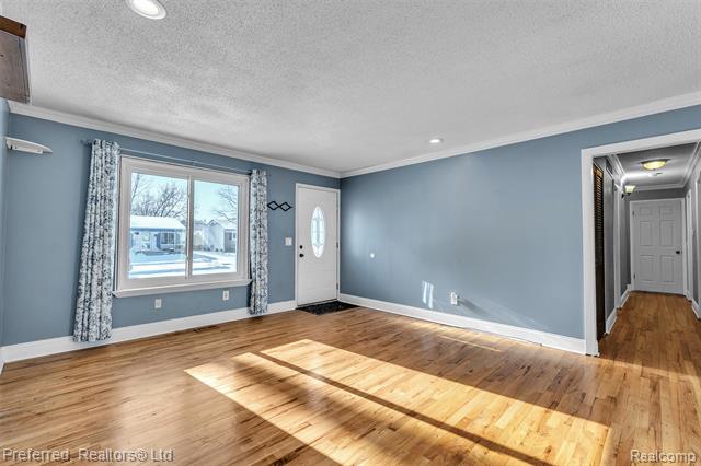 Builiding view six for 39288 Nottingham, Westland, MI. 48186