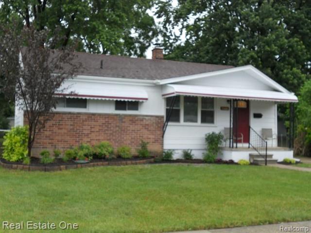 front view for 31606 Fairchild, Westland, Mi. 48186