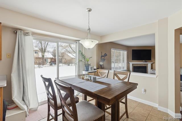 Builiding view fourteen for 41512 Pheasant Creek, Canton, MI. 48188