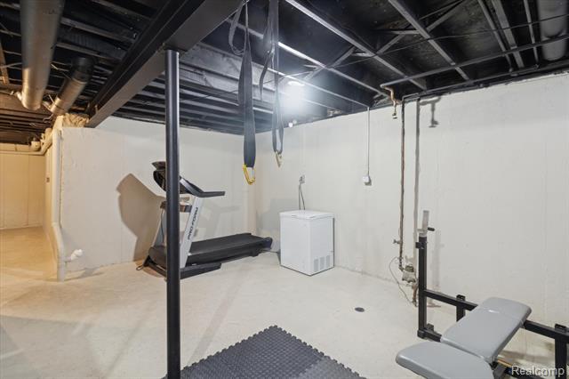 Builiding view thirty six for 41512 Pheasant Creek, Canton, MI. 48188