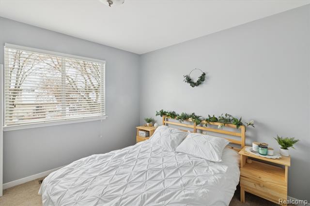 Builiding view twenty eight for 41512 Pheasant Creek, Canton, MI. 48188