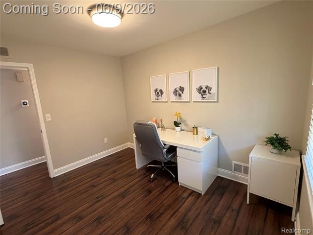 Builiding view fifteen for 1705 Leroy, Ferndale, MI. 48220