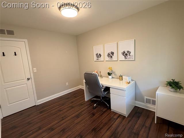 Builiding view thirteen for 1705 Leroy, Ferndale, MI. 48220