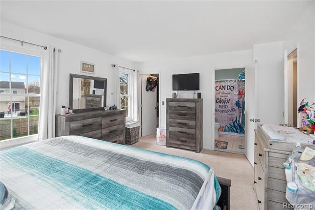 Builiding view eighteen for 40341 Worthington, Canton, MI. 48188