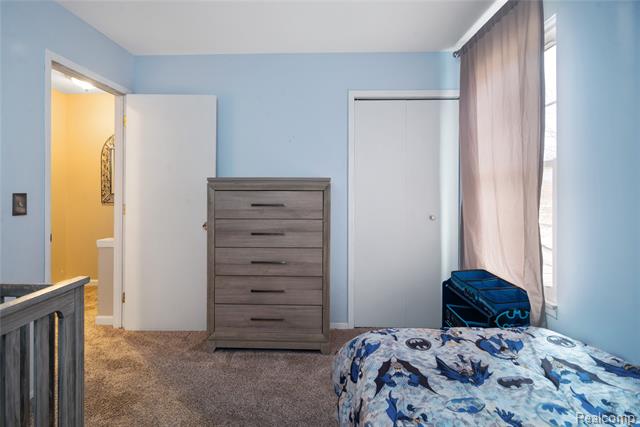 Builiding view sixteen for 40341 Worthington, Canton, MI. 48188