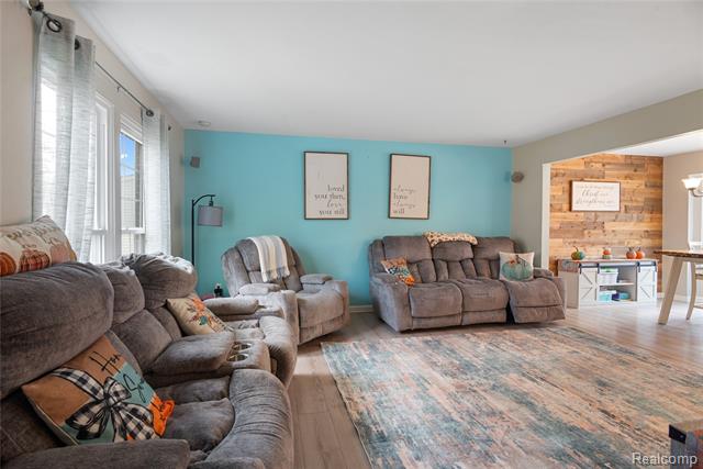 Builiding view three for 40341 Worthington, Canton, MI. 48188