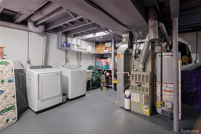 Builiding view twenty four for 40341 Worthington, Canton, MI. 48188