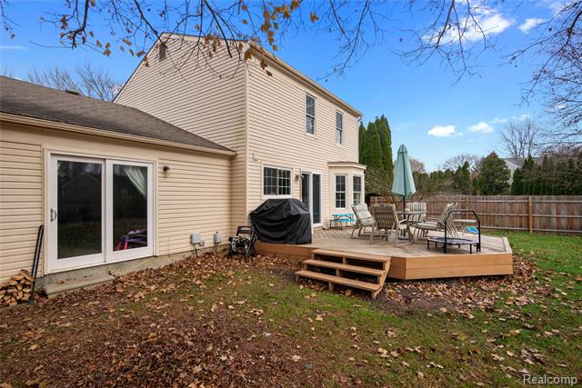 Builiding view twenty nine for 40341 Worthington, Canton, MI. 48188