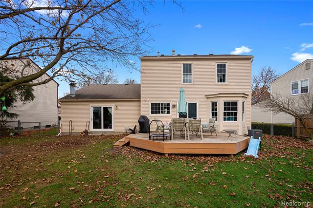 Builiding view twenty six for 40341 Worthington, Canton, MI. 48188