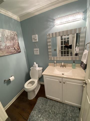 Builiding view forty for 241 Country Club, Canton, MI. 48188