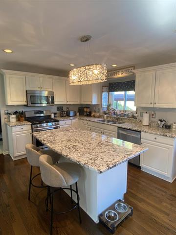 Builiding view nineteen for 241 Country Club, Canton, MI. 48188