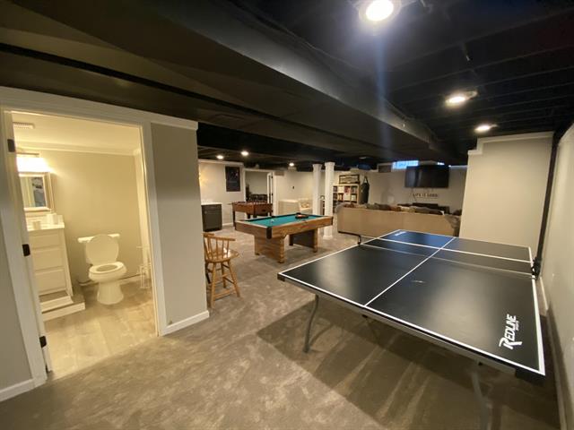 Builiding view seventy five for 241 Country Club, Canton, MI. 48188