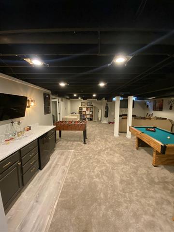 Builiding view seventy two for 241 Country Club, Canton, MI. 48188