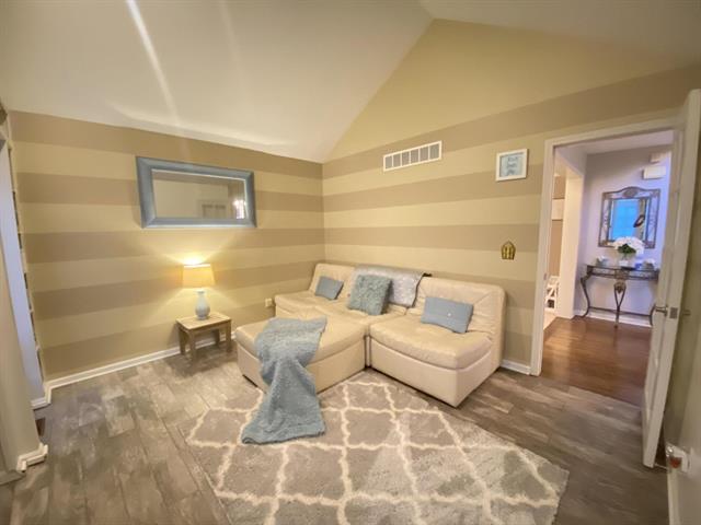 Builiding view thirty five for 241 Country Club, Canton, MI. 48188