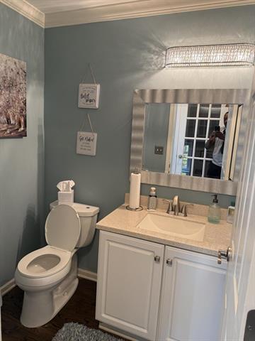 Builiding view thirty nine for 241 Country Club, Canton, MI. 48188