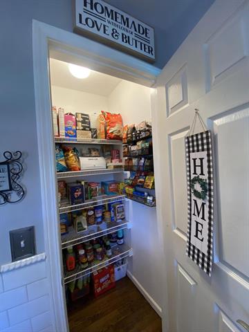 Builiding view twenty seven for 241 Country Club, Canton, MI. 48188